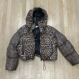 Down Michael Kors jacket in leopard print